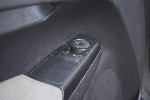 Ford Tourneo Courier - Afbeelding 8 van 26