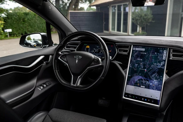 Tesla Model X - Afbeelding 2 van 30