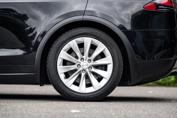 Tesla Model X - Afbeelding 10 van 30