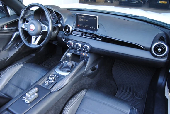 Fiat 124 Spider - Afbeelding 8 van 27