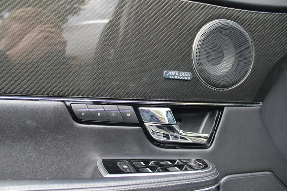 Jaguar XJ - Afbeelding 22 van 30