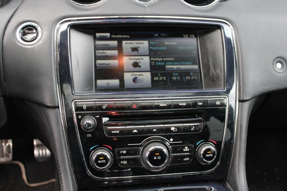 Jaguar XJ - Afbeelding 26 van 30