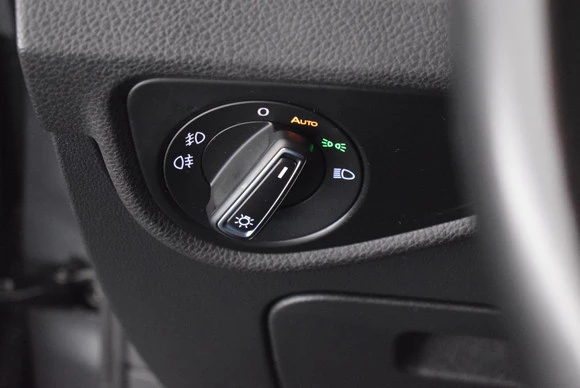 Volkswagen Touran - Afbeelding 14 van 30