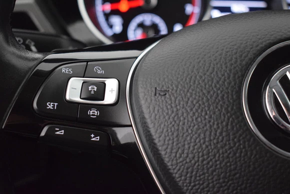 Volkswagen Touran - Afbeelding 16 van 30