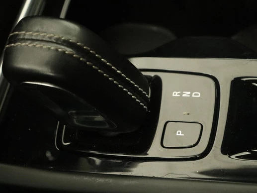 Volvo XC40 - Afbeelding 25 van 30