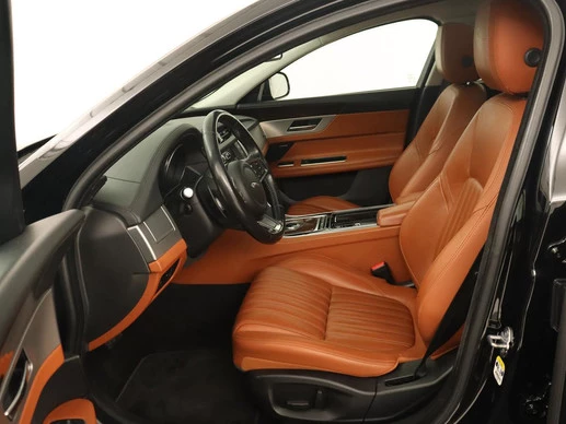 Jaguar XF - Afbeelding 4 van 30