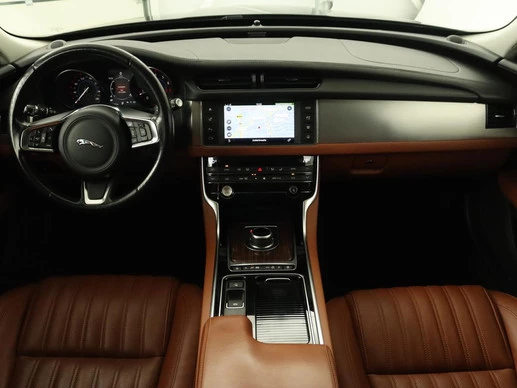 Jaguar XF - Afbeelding 10 van 30