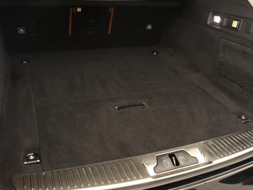 Jaguar XF - Afbeelding 14 van 30