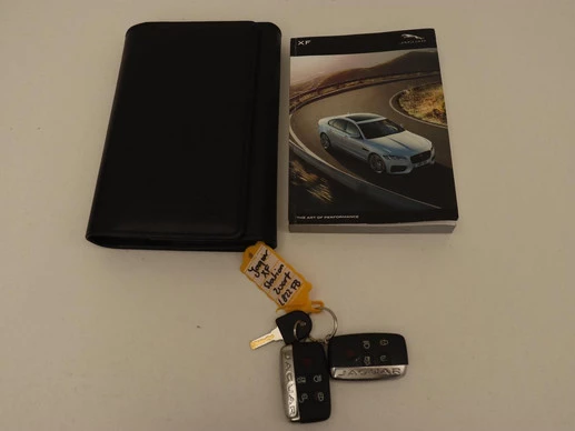 Jaguar XF - Afbeelding 16 van 30