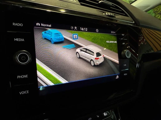 Volkswagen Touran - Afbeelding 21 van 30