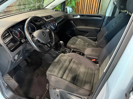 Volkswagen Touran - Afbeelding 27 van 30