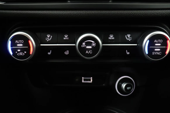 Alfa Romeo Giulia - Afbeelding 28 van 30