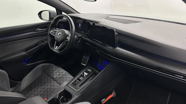 Volkswagen Golf - Afbeelding 14 van 30