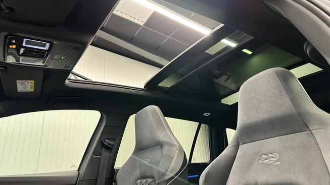 Volkswagen Golf - Afbeelding 19 van 30