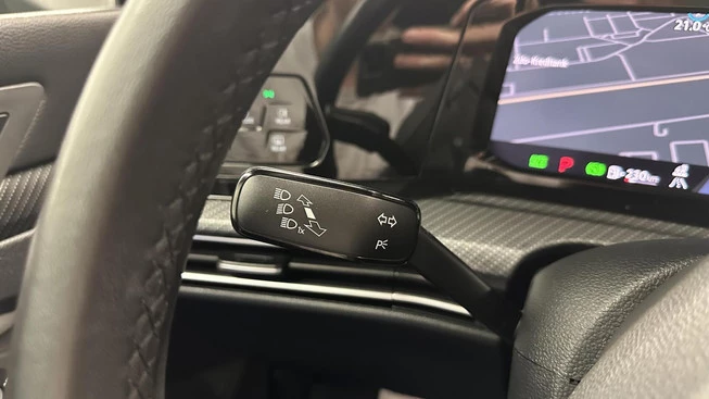 Volkswagen Golf - Afbeelding 25 van 30