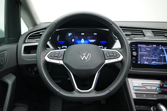 Volkswagen Touran - Afbeelding 14 van 30