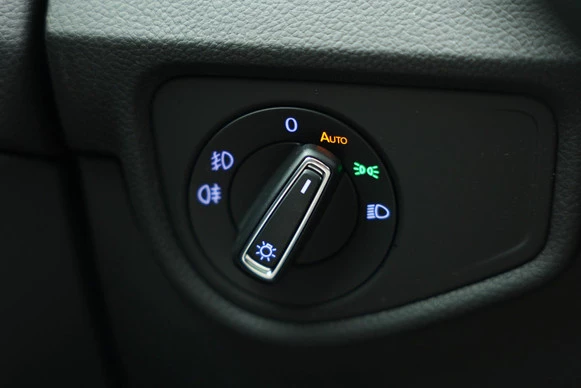 Volkswagen Touran - Afbeelding 25 van 30