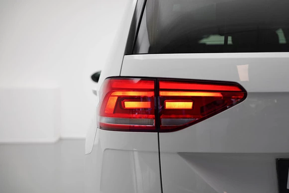 Volkswagen Touran - Afbeelding 28 van 30