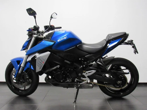 Suzuki GSX - Afbeelding 4 van 7