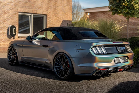 Ford Mustang - Afbeelding 3 van 24