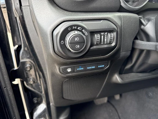 Jeep Wrangler - Afbeelding 22 van 30