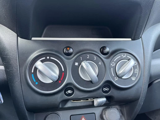 Suzuki Alto - Afbeelding 6 van 16