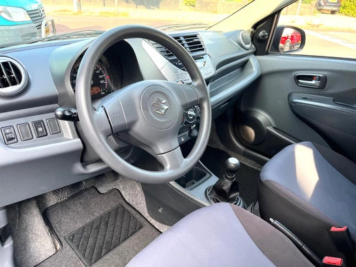 Suzuki Alto - Afbeelding 9 van 16