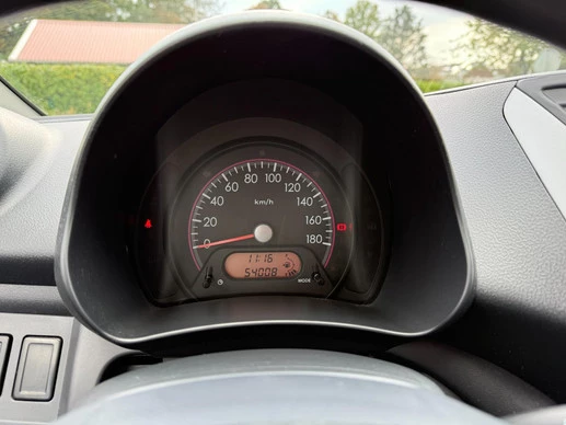 Suzuki Alto - Afbeelding 10 van 14