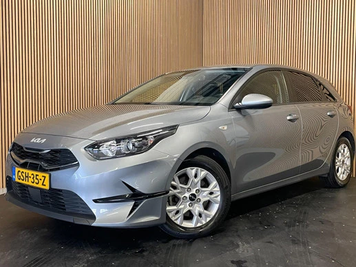 Kia Ceed - Afbeelding 1 van 30