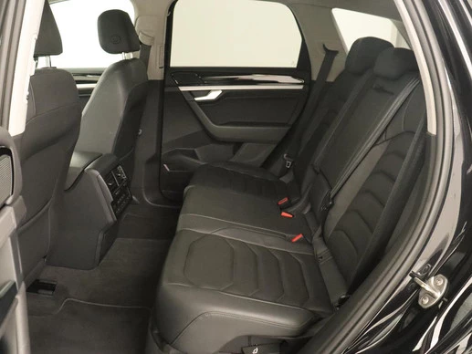 Volkswagen Touareg - Afbeelding 8 van 30