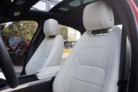 Jaguar XE - Afbeelding 6 van 30