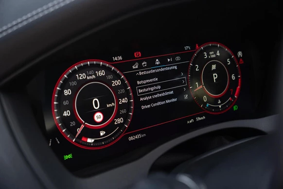 Jaguar XE - Afbeelding 11 van 30