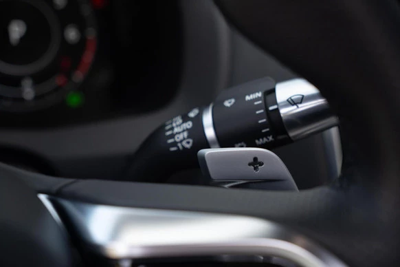 Jaguar XE - Afbeelding 13 van 30