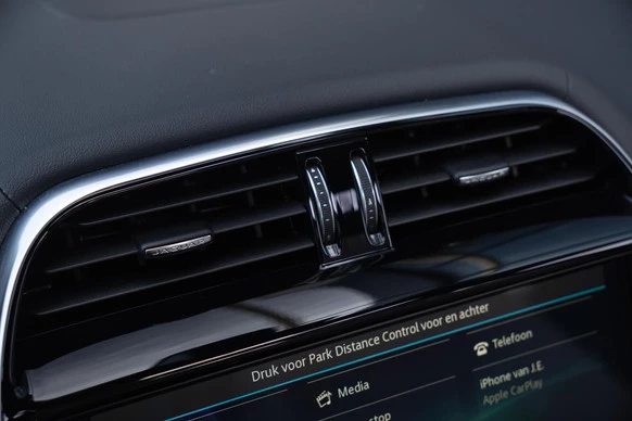 Jaguar XE - Afbeelding 18 van 30