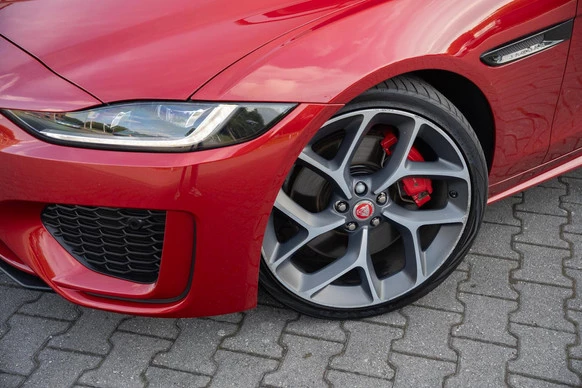 Jaguar XE - Afbeelding 26 van 30