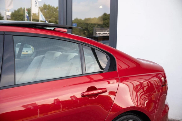 Jaguar XE - Afbeelding 28 van 30
