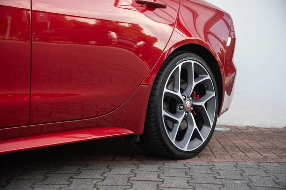 Jaguar XE - Afbeelding 29 van 30