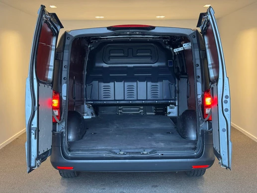 Mercedes-Benz eVito - Afbeelding 11 van 30