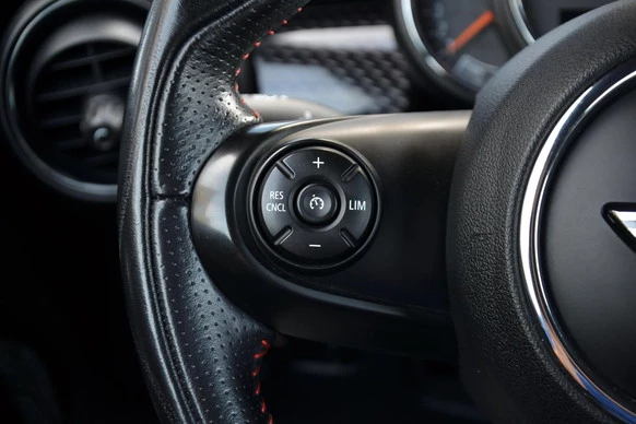 MINI Cooper S Cabrio - Afbeelding 27 van 30