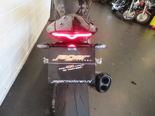 Triumph Speed Triple - Afbeelding 4 van 13