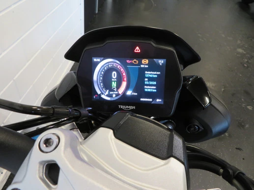Triumph Speed Triple - Afbeelding 6 van 13