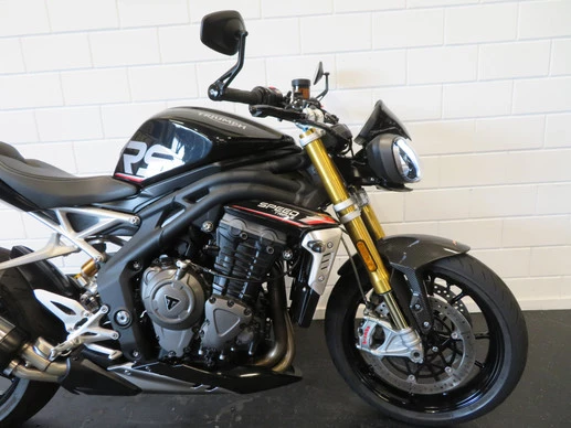Triumph Speed Triple - Afbeelding 9 van 13