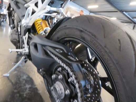 Triumph Speed Triple - Afbeelding 12 van 13