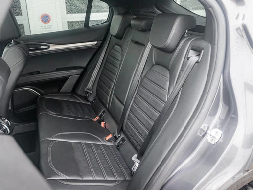 Alfa Romeo Stelvio - Afbeelding 12 van 28