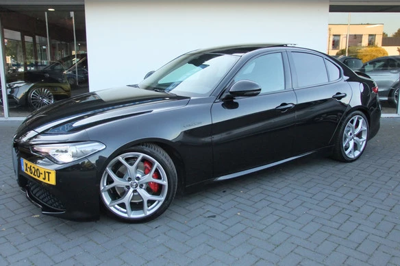 Alfa Romeo Giulia - Afbeelding 2 van 30