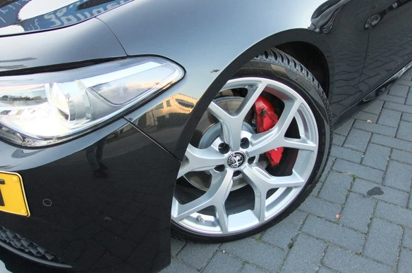 Alfa Romeo Giulia - Afbeelding 4 van 30