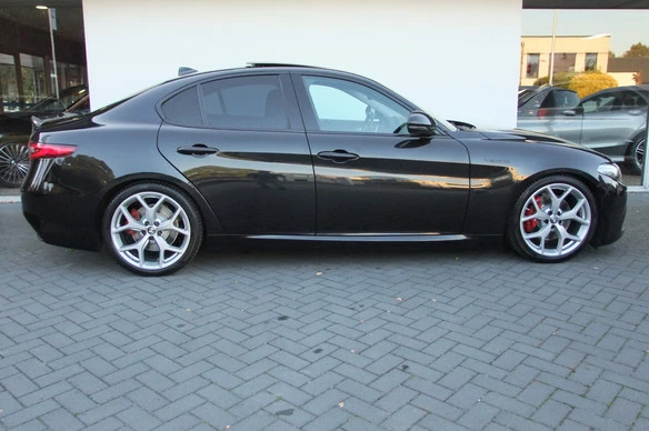 Alfa Romeo Giulia - Afbeelding 10 van 30