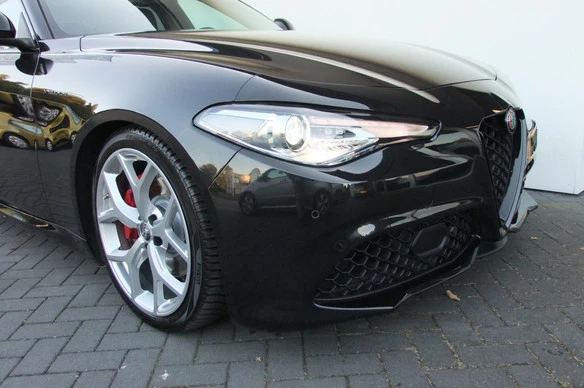 Alfa Romeo Giulia - Afbeelding 21 van 30