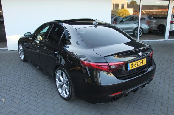 Alfa Romeo Giulia - Afbeelding 24 van 30