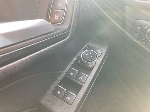 Ford Kuga - Afbeelding 26 van 27